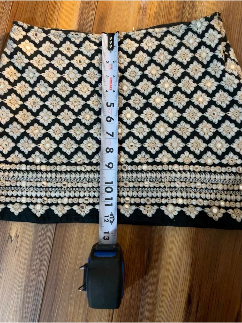 Chelsea & Violet Black and Gold Sequin Mini Skirt - Picture 7 of 8